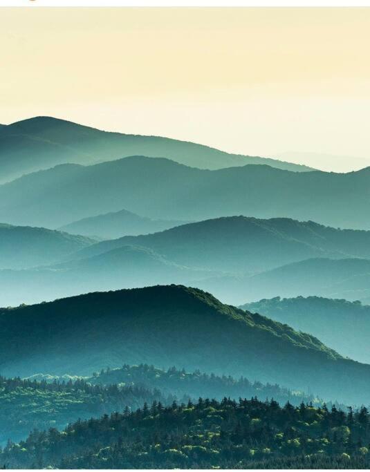 Peace By The Lake Sevierville Exterior photo